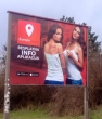 Szerbiai óriásplakátunk főút mellett